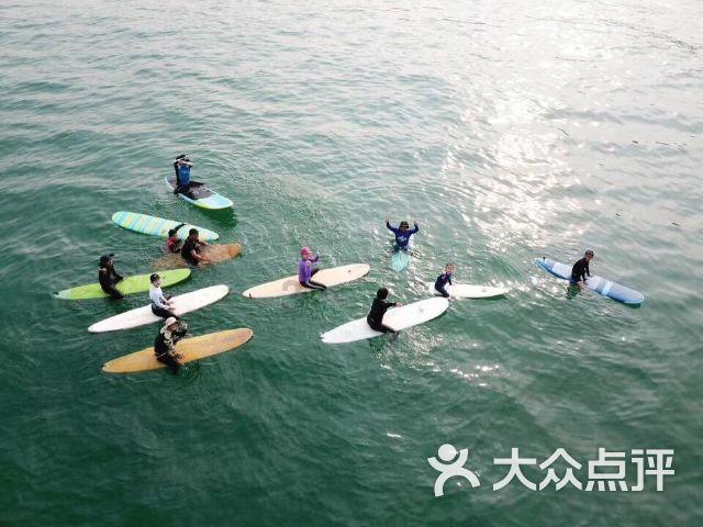 合众人寿新乡中心支公司开展“送万福进万家”活动
